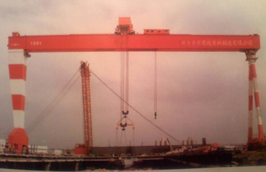 新鄉(xiāng)市中原ME2X50+30t-40m門式起重機