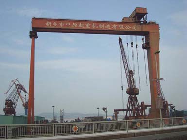 新鄉(xiāng)市中原MEC2X50+80-20t-35m門式起重機