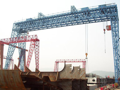 新鄉(xiāng)市中原MEC60-10+60-10t門式起重機