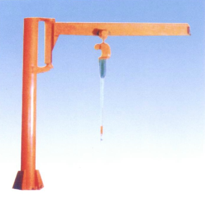 河南正大:手動懸臂起重機(jī)