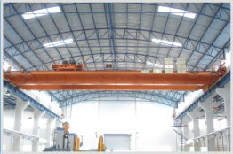 佛山冠輝:QD10t雙梁吊鉤橋式起重機1