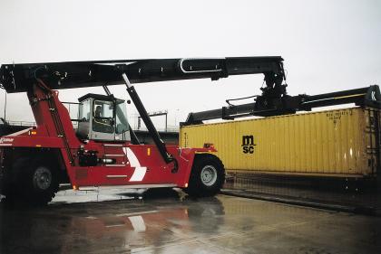 卡爾瑪集裝箱正面吊 DRF450-60S5K