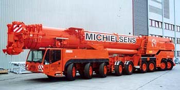 特雷克斯(Terex)(三河):全路面起重機(jī) AC 700