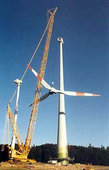 特雷克斯(Terex)(三河):輪胎式桁架臂起重機(jī) CC 2800-1