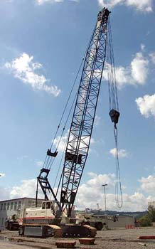 特雷克斯(Terex)(三河):輪胎式桁架臂起重機 CC 400