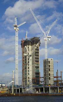 特雷克斯(Terex)(三河):塔吊 CTL Series Luffing Jib Tower Crane