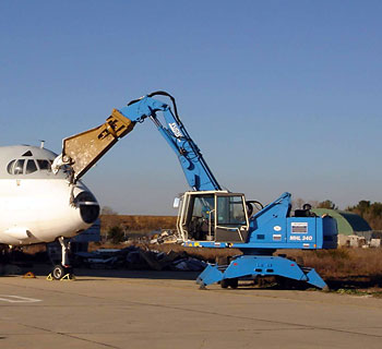 特雷克斯(Terex)(三河):物料抓運(yùn)機(jī) MHL 340 FQC