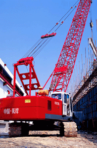 撫挖:QUY35液壓履帶式起重機