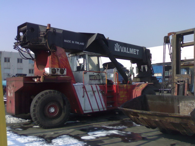 卡爾瑪正面吊KALMAR正面吊 VALMET正面吊 FANTUZZI正面吊 BELOTTI正面吊 CVS正面吊