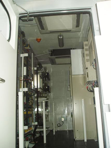 港機(jī)電氣房