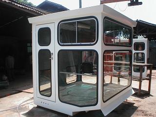 港機(jī)司機(jī)室