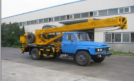 安徽柳工：汽車起重機 BQZ5102JQZ8E