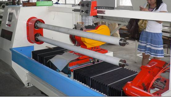 單伺服自動(dòng)分切機(jī)控制系統(tǒng)