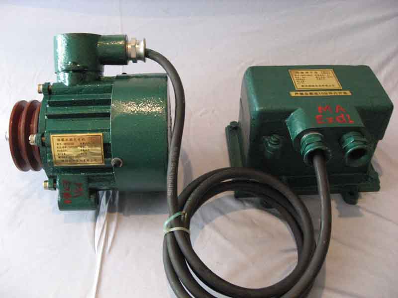 隔爆發(fā)電機(jī)調(diào)節(jié)器 TB-350/24YF，TB-800/24YF