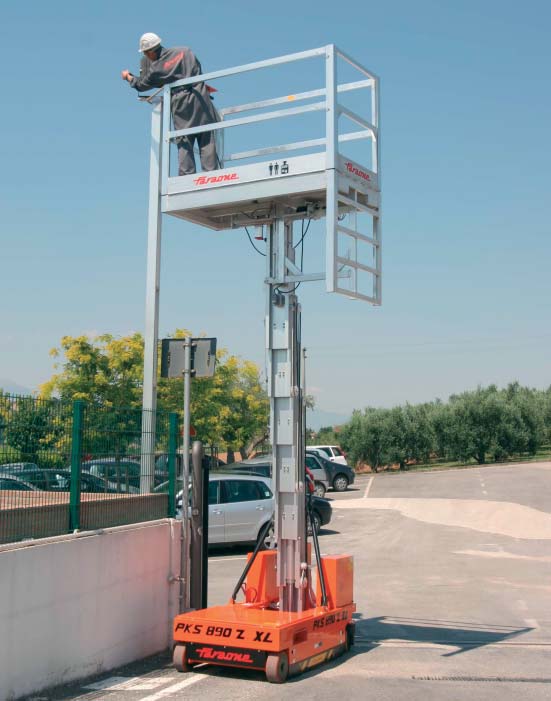 意大利faraone8.9米單桅桿升降平臺