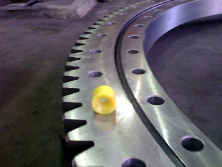 132.45.2240三排滾子回轉(zhuǎn)支承 132.45.2240