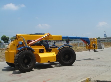 伸縮臂叉裝機(jī)_港機(jī)網(wǎng) 伸縮臂叉裝機(jī)_港機(jī)網(wǎng)