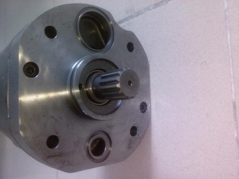 CLARK行走泵4209549，4210589，4207490，235045,249345,250227,243725,4213801