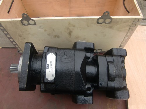 大連FD260、420、450液壓泵 大連集裝箱堆高機(jī)