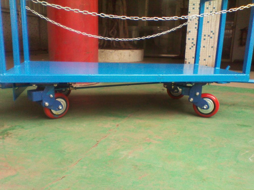 四輪轉(zhuǎn)向小拖車(chē)、四輪轉(zhuǎn)向同步拖車(chē)、同步小拖車(chē)串 SLPC