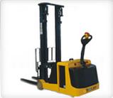 平衡重堆高機(jī)