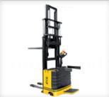 全電動(dòng)堆高車