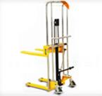 腳踏式輕型堆高車