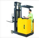 前移式電動叉車（站駕式）