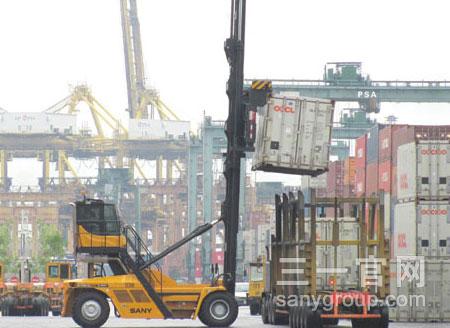 集裝箱空箱堆高機 SDCY90K7C2