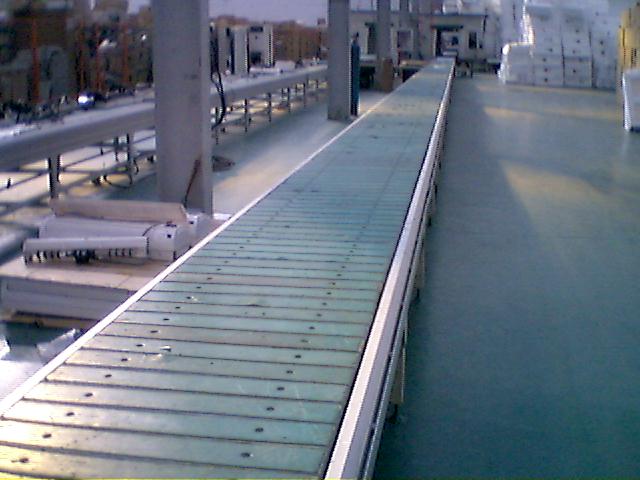 廠家定制爬坡式鏈?zhǔn)捷斔蜋C(jī)，直道頂板輸送機(jī)，升降式皮帶機(jī)，爬坡式網(wǎng)帶機(jī)，爬坡式輥道線，運(yùn)行平穩(wěn)，造型美觀 HY-10