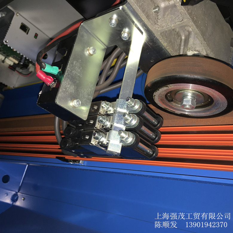 帶式分揀機(jī)專(zhuān)用安全電軌 DH5604_港機(jī)網(wǎng) 帶式分揀機(jī)專(zhuān)用安全電軌 DH5604_港機(jī)網(wǎng)